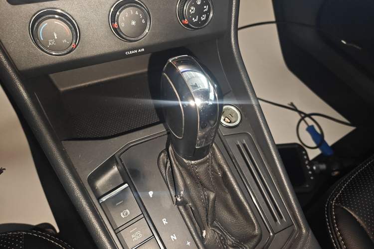 Used Volkswagen Lavida 2018 1.5L Automatic Fashion Edition China V Standard