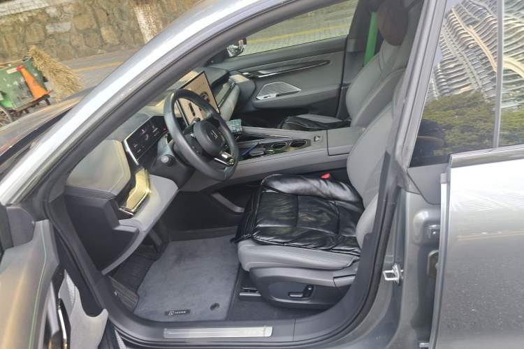 Used Zeekr 001 2021 Long-Range Dual-Motor WE Edition Left Front Seat