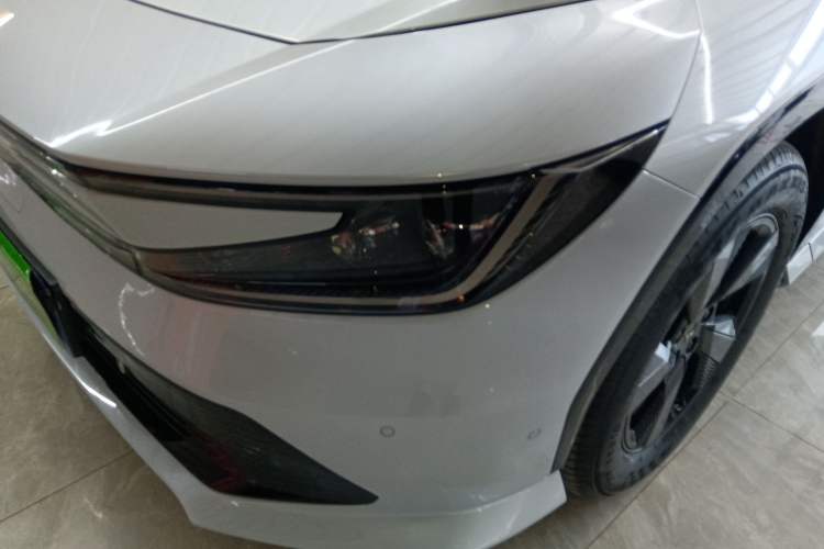 Used Honda P7 2025 Rear-Drive Long-Range Pro
