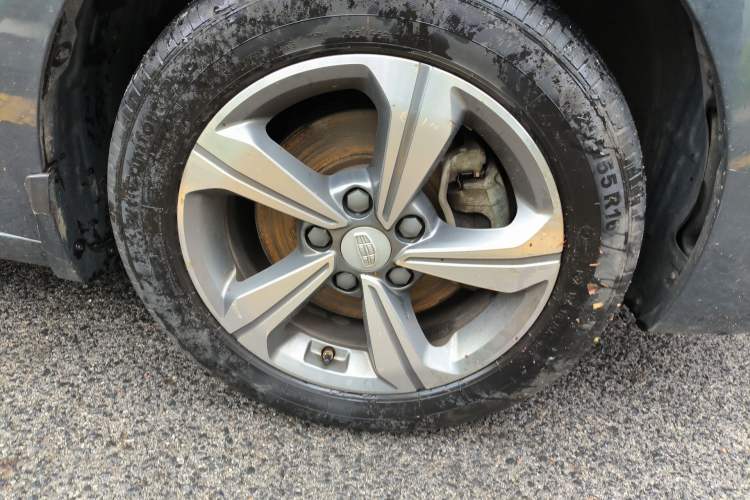Used Geely Auto Emgrand GL 2018 1.4T DCT Elite Smart Connectivity Version Right Front Wheel Hub