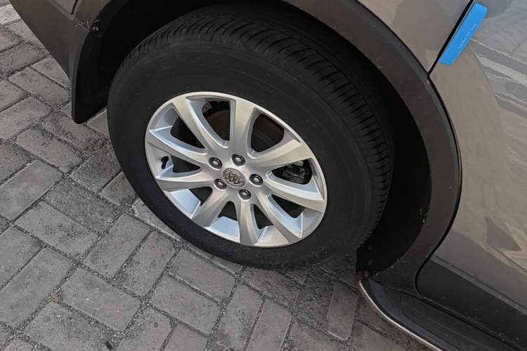 Used Buick Envision 2018 20T Two-Wheel Drive Luxury Model