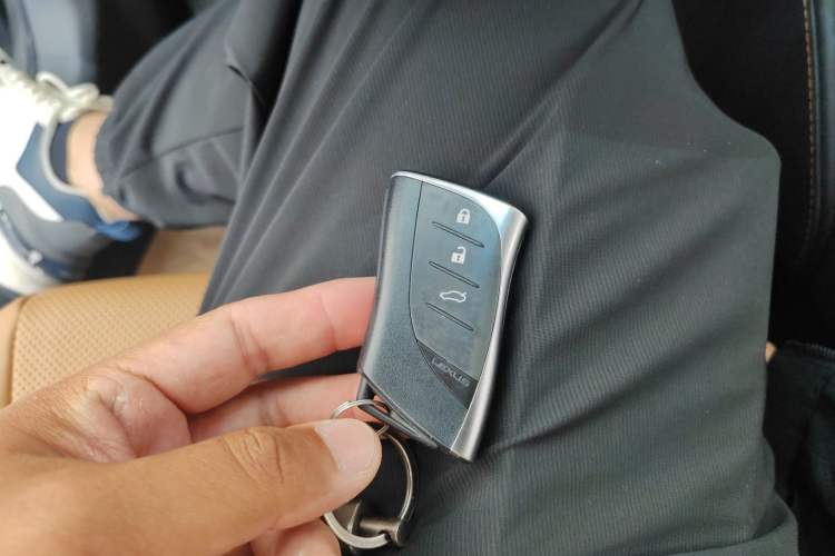 Used Lexus ES 2022 200 Excellence Edition