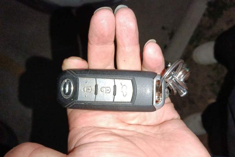 Used GAC Trumpchi GS4 2017 235T Automatic Two-Wheel Drive Luxury Smart Connectivity Version Vehicle Key