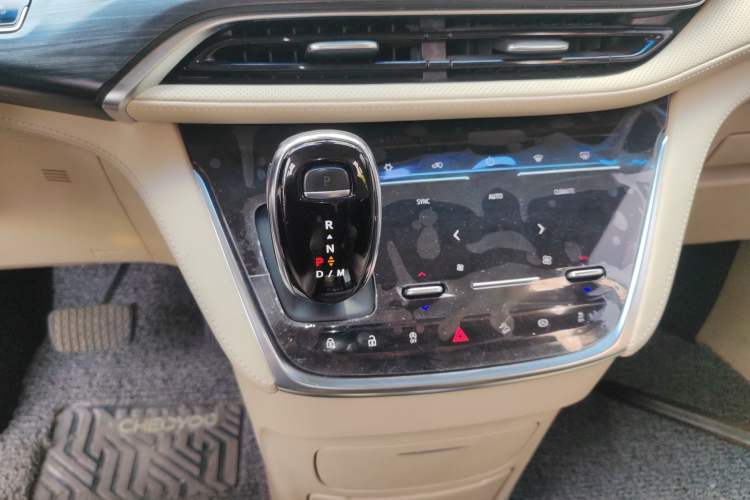 Used Buick GL8 2023 ES Lu Zun Flagship Model
