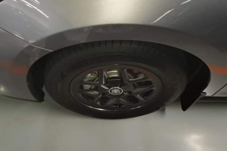 Used BYD Qin PLUS 2025 DM-i Smart Drive 55KM Leading Model
