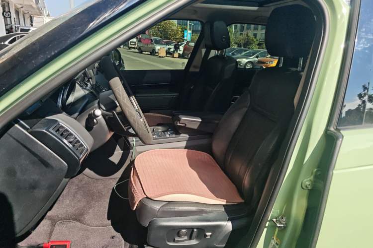 Used Land Rover Discovery 2017 3.0 SC V6 SE
