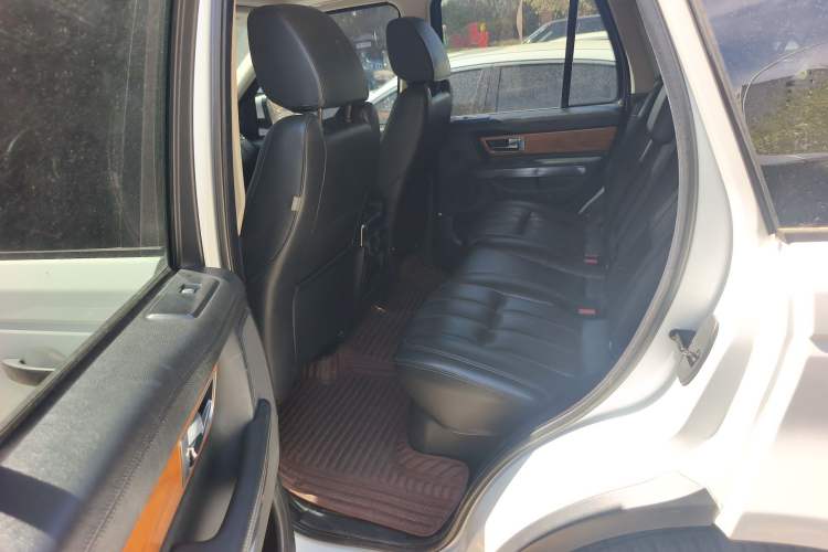 Used Land Rover Range Sport 2011 3.0 TDV6 Diesel Version
