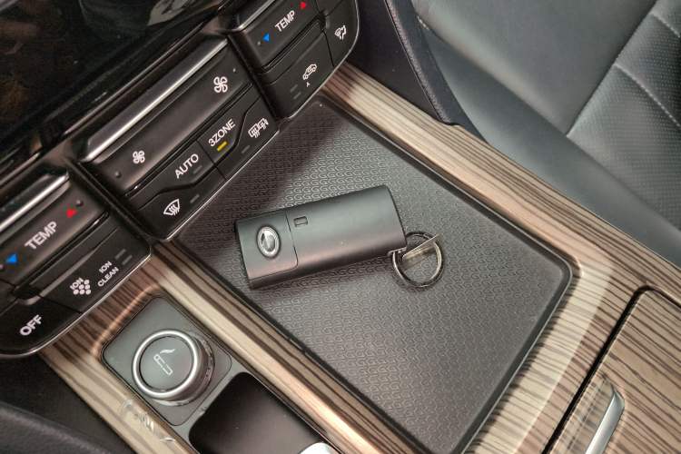 Used GAC Trumpchi M8 2020 390T Deluxe Edition Vehicle Key