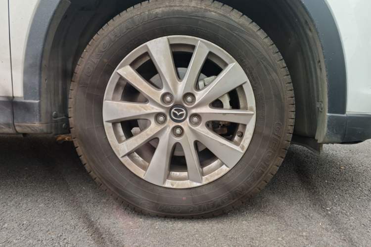 Used Mazda CX-5 2015 2.0L Automatic Two-Wheel Drive Urban Version
