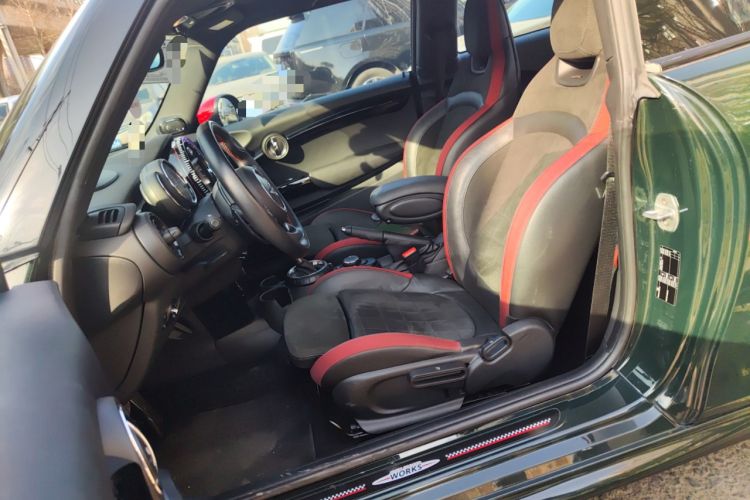 Used MINI JCW 2017 2.0T JOHN COOPER WORKS Avant-Garde