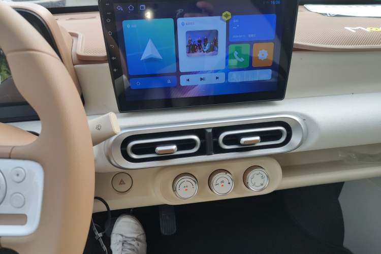 Used Wuling Hongguang MINIEV 2024 3rd Generation 215km Youth Edition