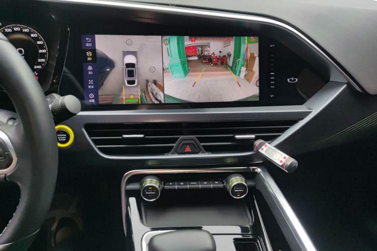 Used Geely Auto Monjaro S 2021 2.0TD Automatic Two-Wheel Drive Lightning Edition Audio And AC Panel