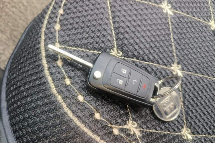 Used Buick Encore 2015 1.4T Automatic Two-Wheel Drive Urban Leading Model Interior 1