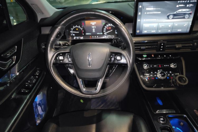 Used Lincoln Corsair 2020 2.0T Two-Wheel Drive Luxury Edition Steering Wheel