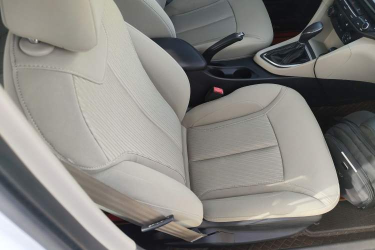 Used Buick GT 2015 15N Automatic Elite Version
