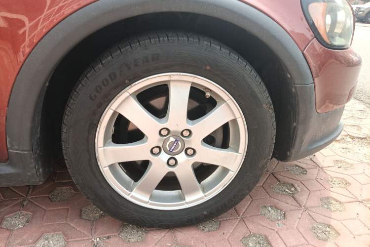 Used Volvo C30 2010 2.0 ZhiShang Version
