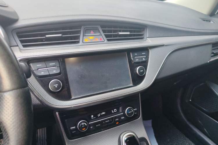 Used Geely Auto Emgrand GS 2016 Elegant Edition 1.3T Automatic LingShang Model
