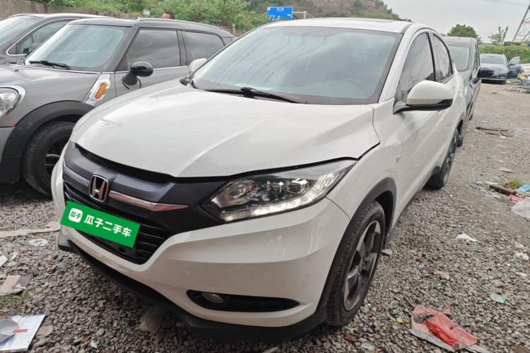 Used Honda Vezel 2017 1.8L CVT Front-Wheel Drive Pioneer Edition