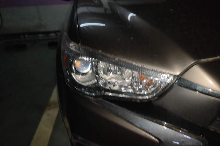 Used Mitsubishi ASX 2018 2.0L CVT Two-Wheel Drive Deluxe Edition
