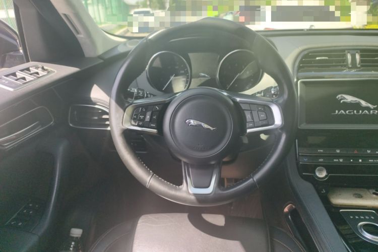 Used Jaguar F-PACE 2019 2.0T Four-Wheel Drive Urban Luxury Edition
