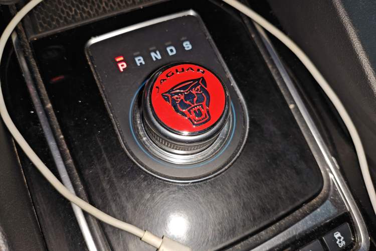 Used Jaguar F-PACE 2019 2.0T Four-Wheel Drive Urban Luxury Edition