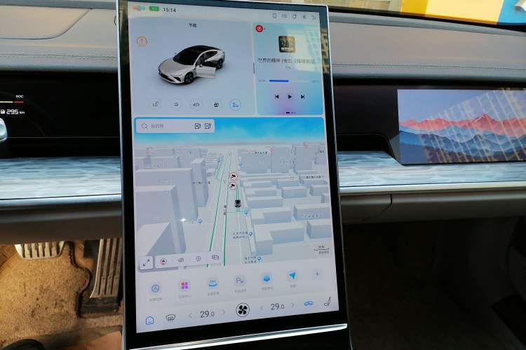 Used NETA S 2022 Extended-Range Version 1160 km Range Rear-Wheel Drive Mid-Grade