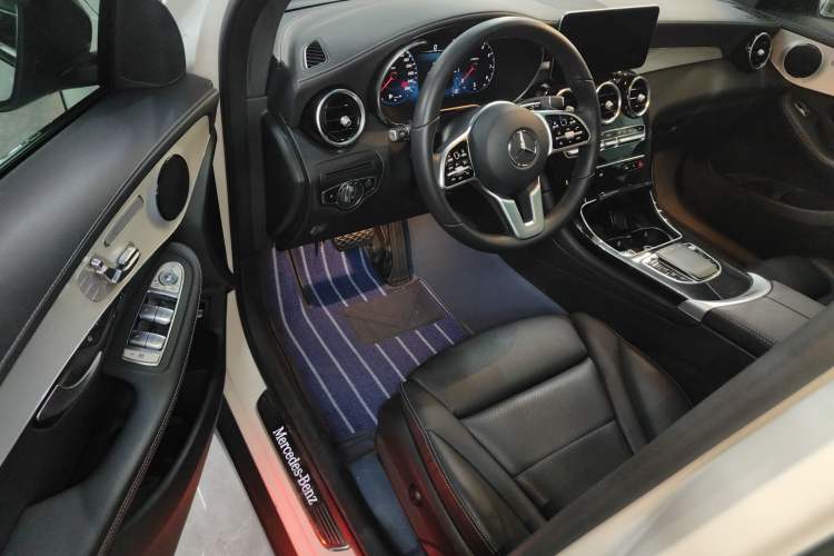 Used Mercedes-Benz GLC Coupe 2022 Refreshed GLC 260 4MATIC Coupe SUV