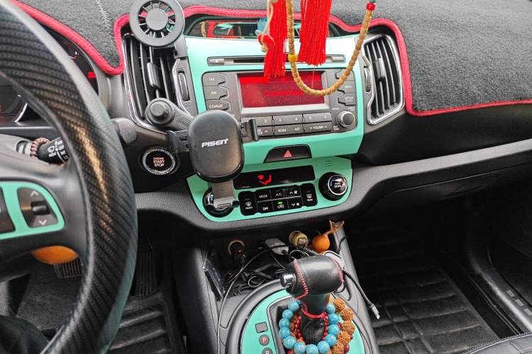 Used Kia Sportage R 2012 2.0L Automatic Two-Wheel Drive GLS
