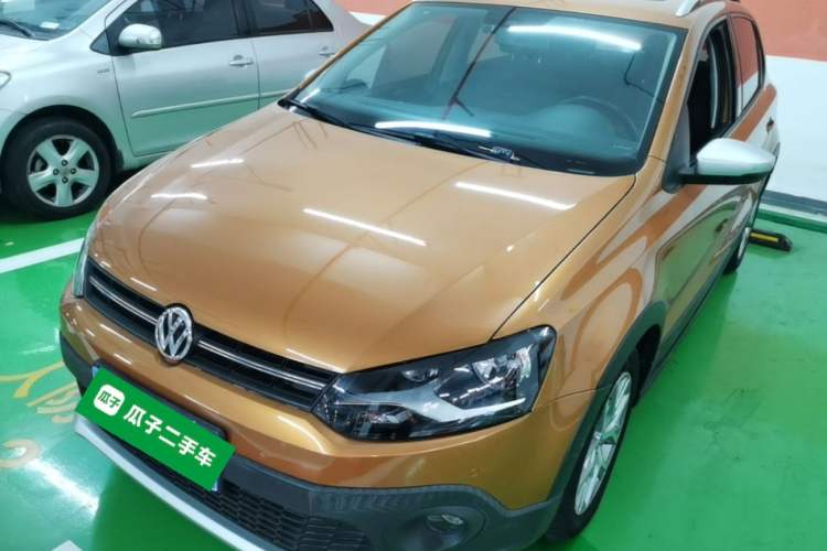Used Volkswagen Polo 2016 1.6L Cross Polo Automatic