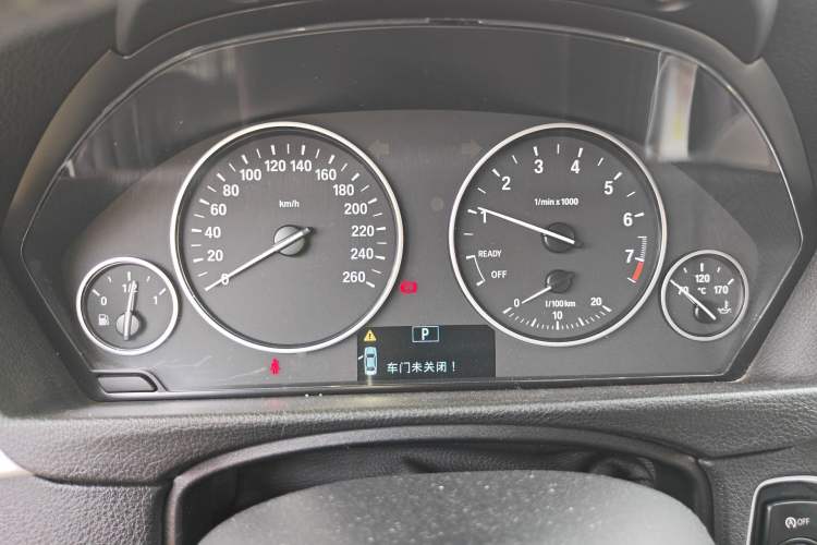 Used BMW 3 Series GT 2013 320i Leading Model