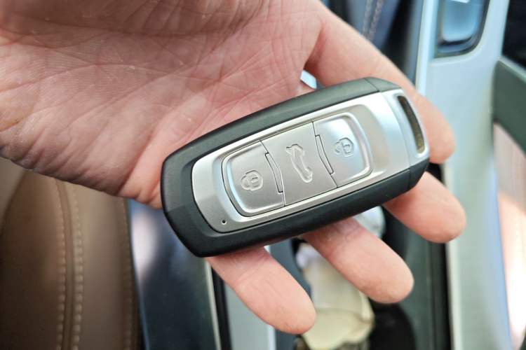 Used Geely Auto Emgrand X7 Sport 2016 1.8TD Automatic ZhiZun Version
