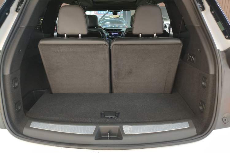 Used Cadillac XT6 2022 2.0T Six-Seater Four-Wheel Drive Luxury Version