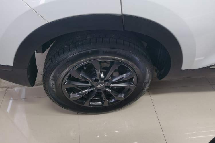 Used Chery Tiggo 5x 2023 1.5L CVT Fashion Edition Right Rear Wheel Hub