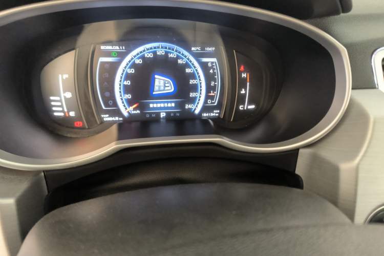 Used Geely Auto Emgrand X7 Sport 2016 1.8TD Automatic ZhiZun Version
