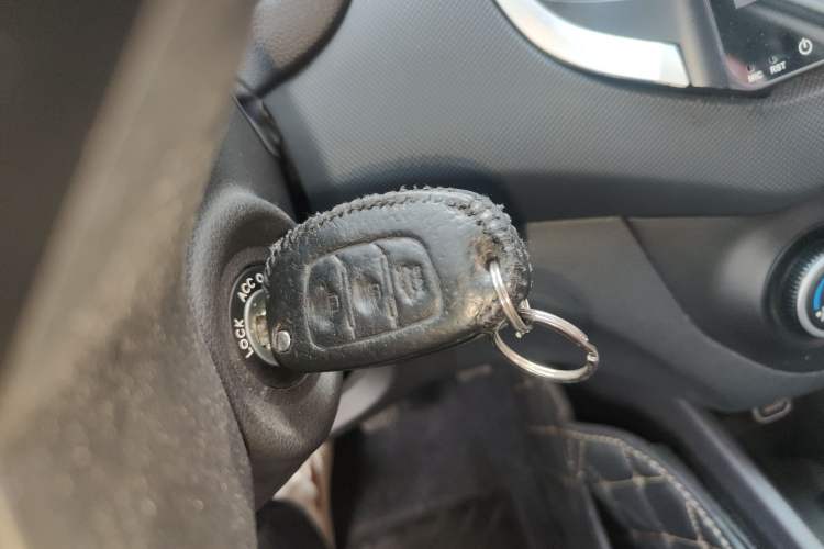 Used Hyundai ix25 2015 1.6L Manual Two-Wheel Drive Fashionable GS Model
