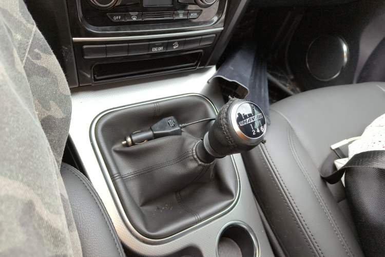 Used Haval H5 Classic 2016 Classic Edition 2.0T Manual Two-Wheel Drive Elite Model