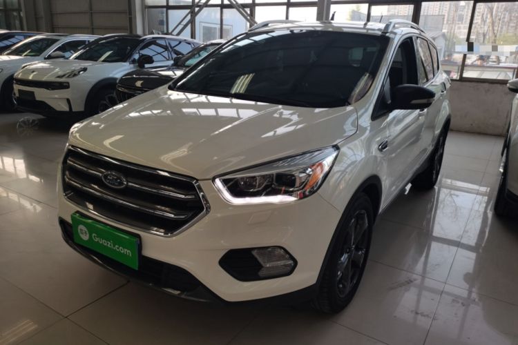 Used Ford Kuga 2019 EcoBoost 180 Two-Wheel-Drive Titanium Plus Model China VI Standard