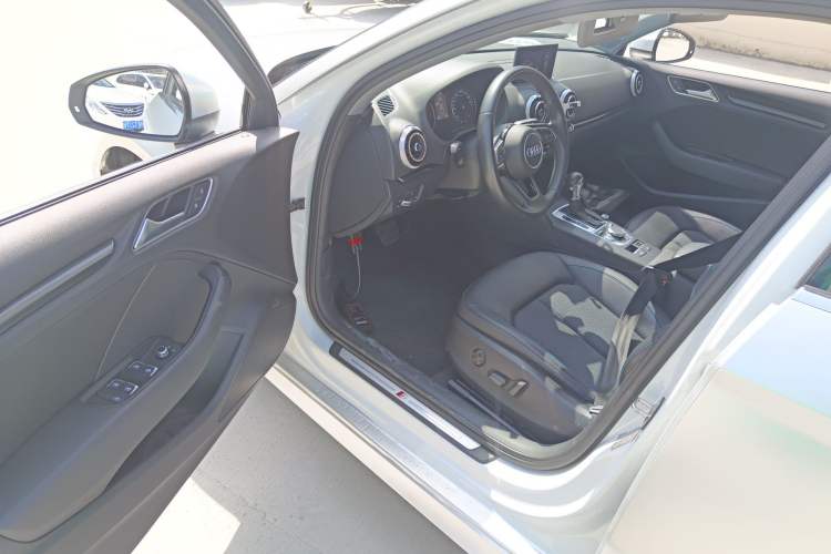 Used Audi A3 2019 Limousine 35 TFSI Fashion Edition China V standard
