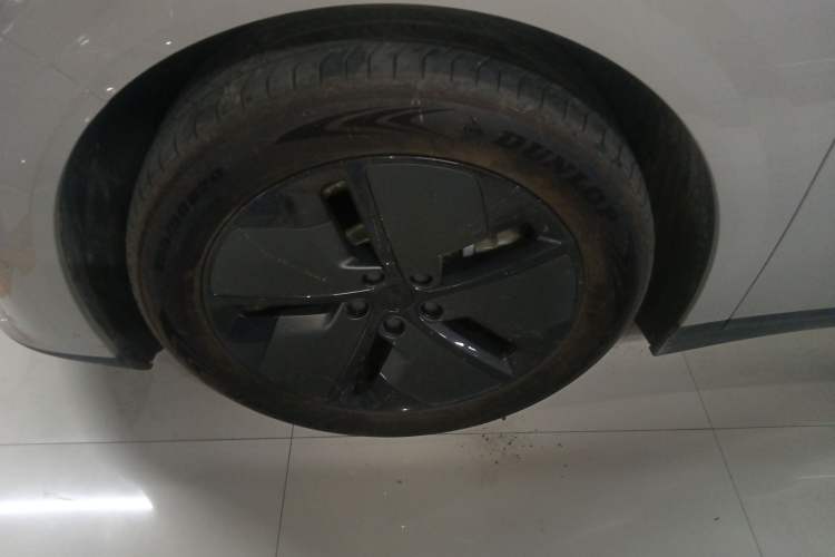 Used Li Auto i6 2025 Model Two-Wheel-Drive Standard Type
