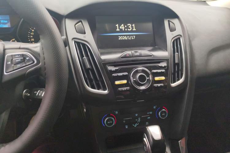 Used Ford Focus 2017 Sedan 1.6L Automatic Fashion Edition Smart Drive Version
