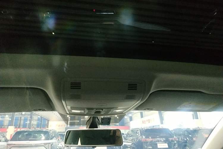 Used Volkswagen Tharu 2021 280TSI Two-Wheel-Drive Luxury Plus Edition