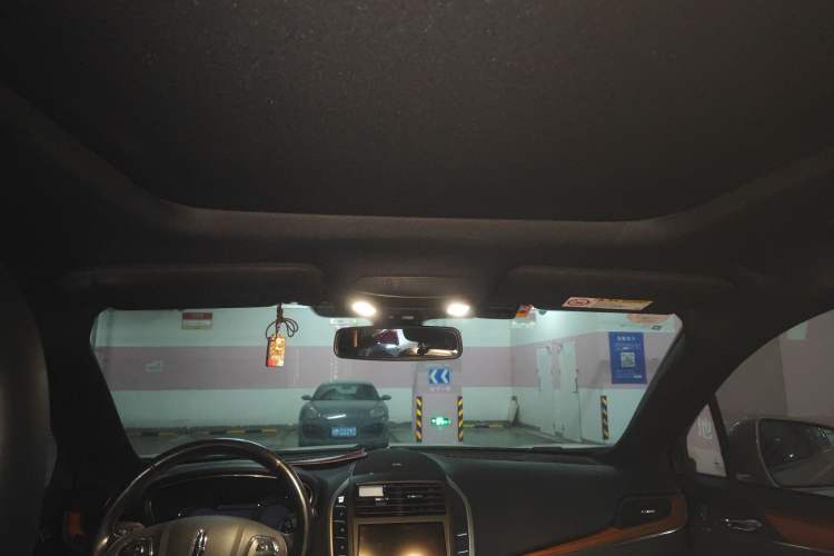 Used Lincoln MKC 2014 2.0T Four-Wheel Drive Luxury Edition Headliner