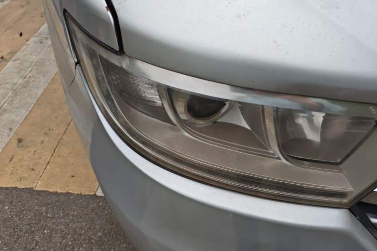 Used JAC Refine M3 2016 IKEA Edition 1.6L Luxury Smart Model