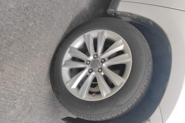 Used Haval H2 2016 Red Label 1.5T Manual Two-Wheel Drive Elite Model
