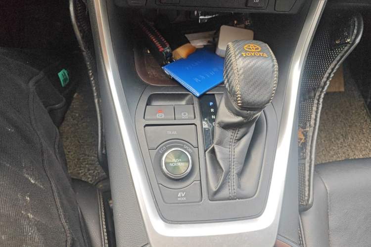 Used Toyota RAV4 2020 Dual-Motor 2.5L E-CVT Four-Wheel Drive Flagship Edition