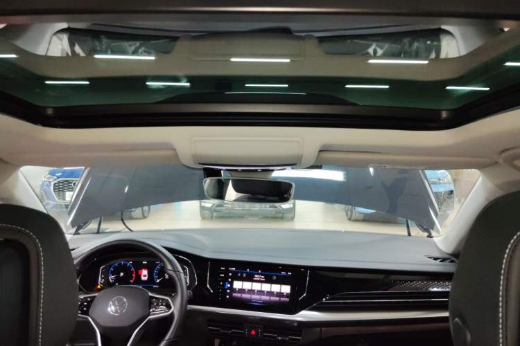 Used Volkswagen Passat 2022 330TSI Luxury Edition Custom Version