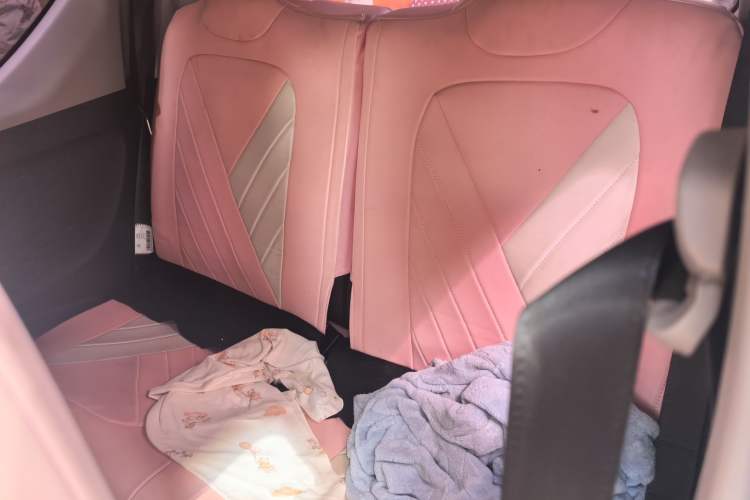 Used Wuling Hongguang MINIEV 2021 Macaron Premium Model – Lithium Iron Phosphate Left Rear Seat