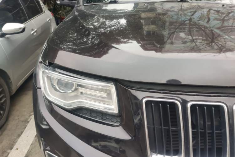 Used Jeep Grand Cherokee 2015 3.0TD Diesel Elite Navigation Edition
