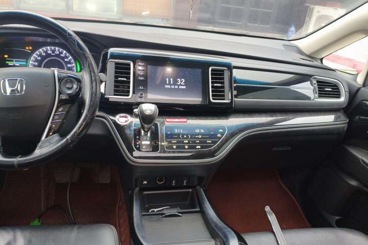 Used Honda Elysion 2019 2.0L Hybrid Luxury Edition
