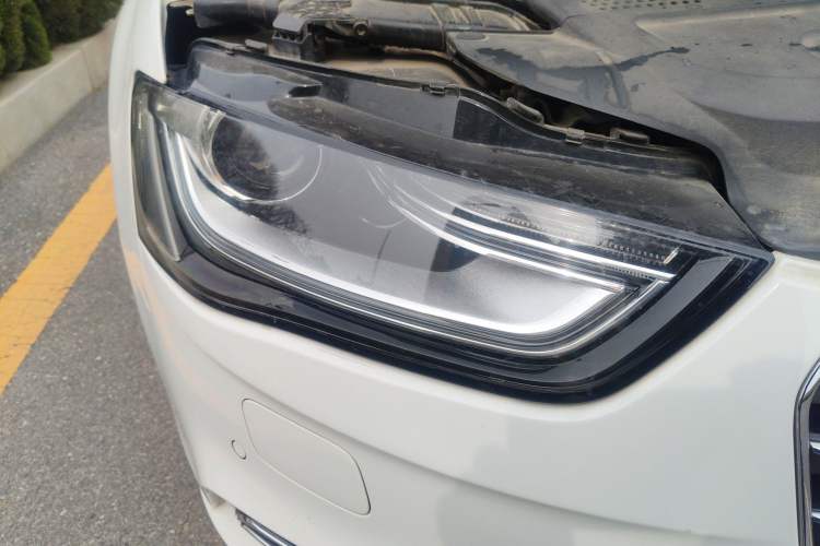 Used Audi A4L 2016 35 TFSI Collector's Edition Automatic Standard Model
